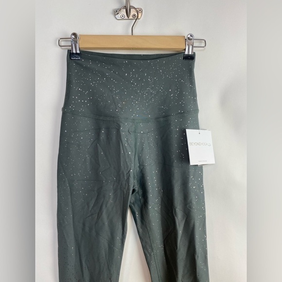 Beyond Yoga Alloy Ombre high rise Metallic Leggings Size Small sf3243 - Picture 5 of 14